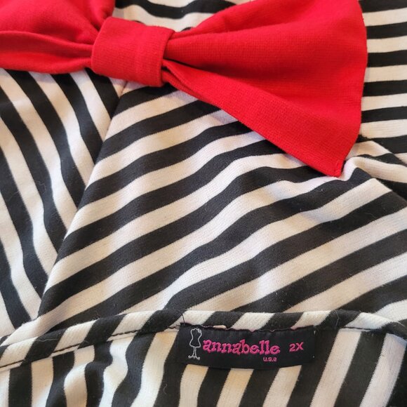 (4 For $20) Annabelle Top - Cute red bow on back, flattering fit 2x - Picture 4 of 4